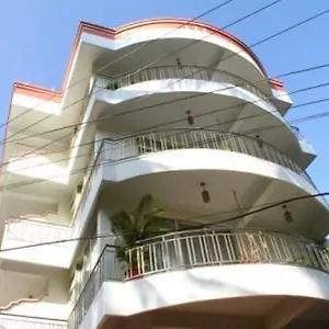 ** Hotel Rock N India