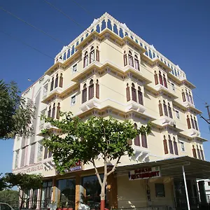 Hotel Harsh Palace
