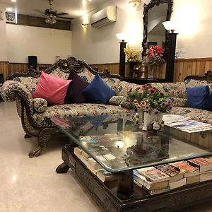 *** Hotel Wood Castle India