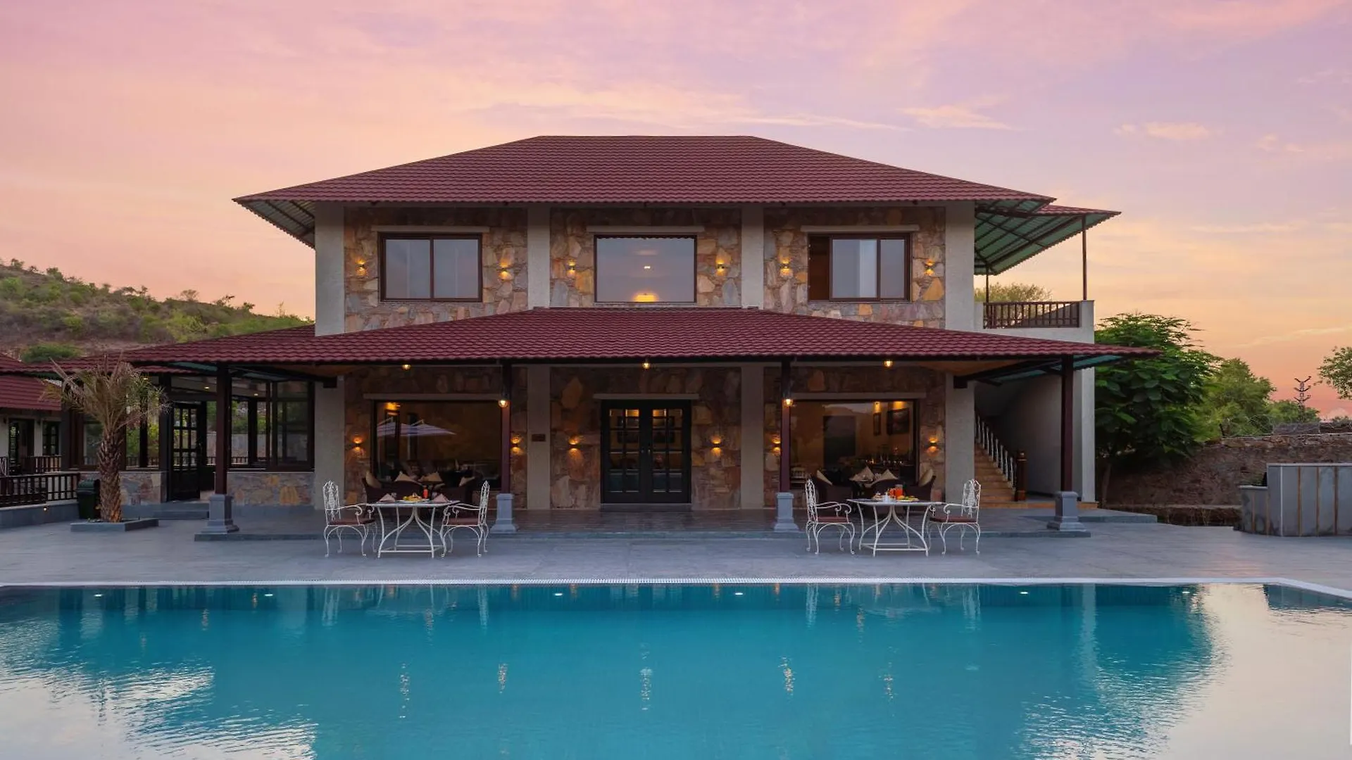 Sarasiruham Resort - Private Pool Villa In أُودايبور